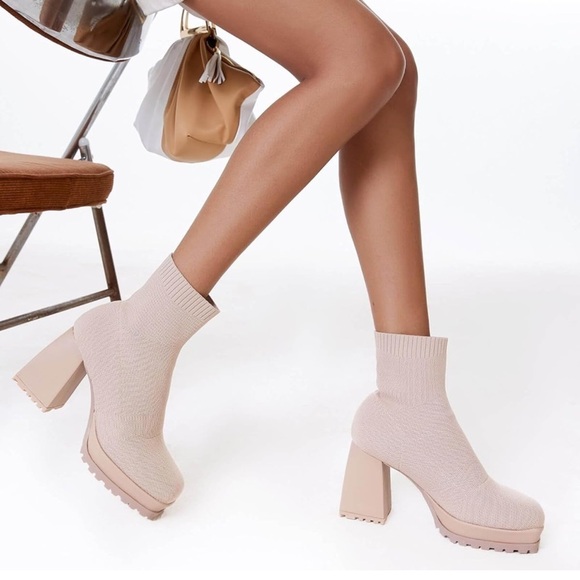 NEW Sock Boots Platform Chunky Heel Booties Square Toe Slip size 9 - Picture 3 of 6